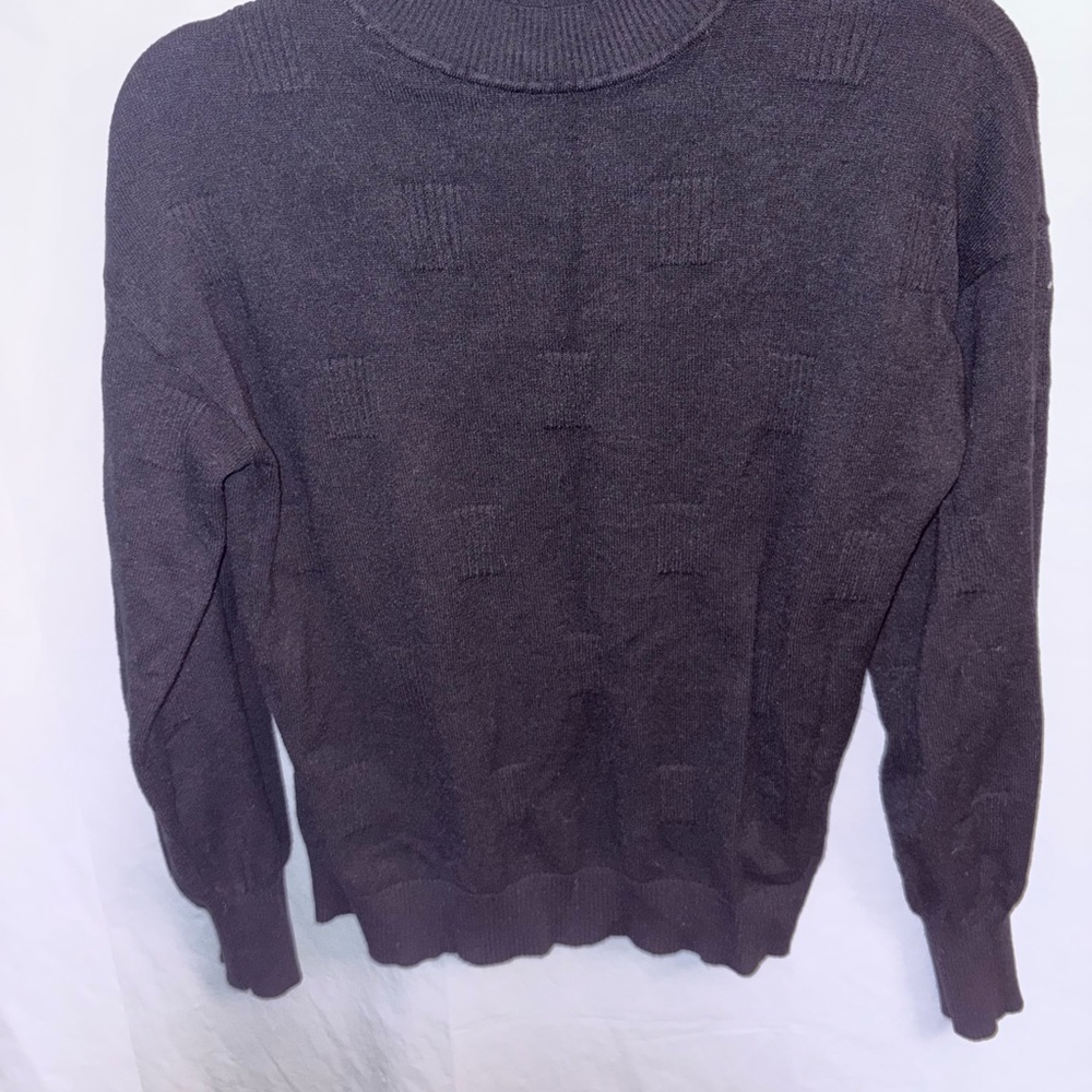 Elegant Women's Crewneck Sweater in Black